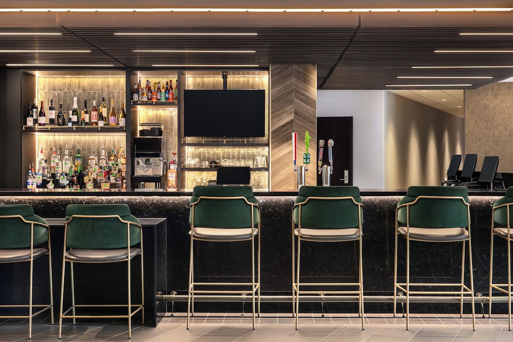 Hyatt Place Charlotte Downtown 58/68