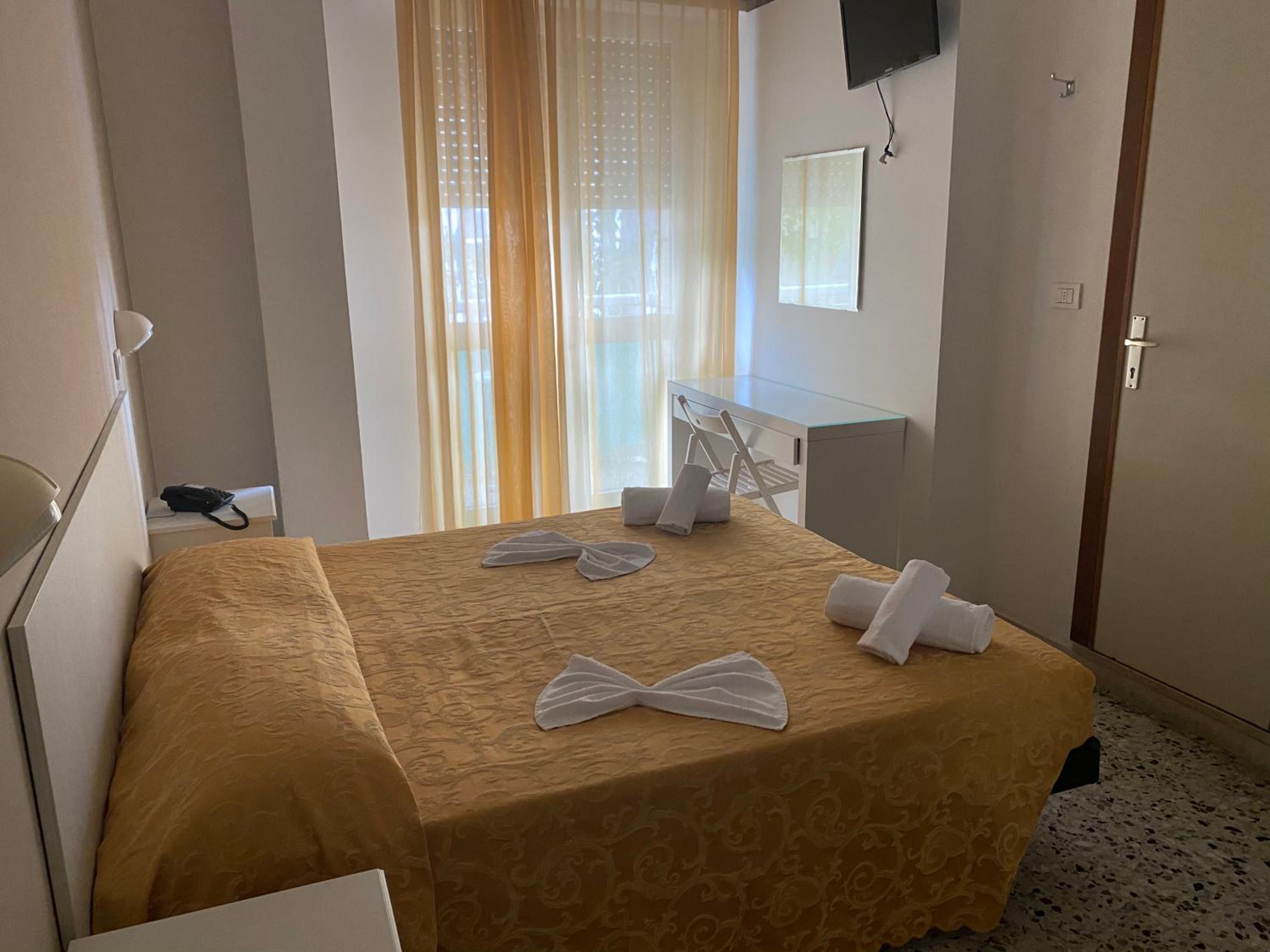 Hotel Modenese 39/50