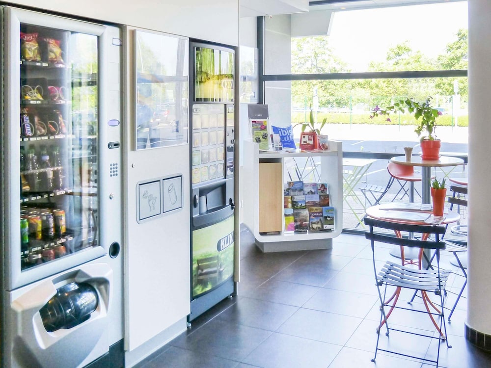 Ibis Budget Tours Nord 13/77