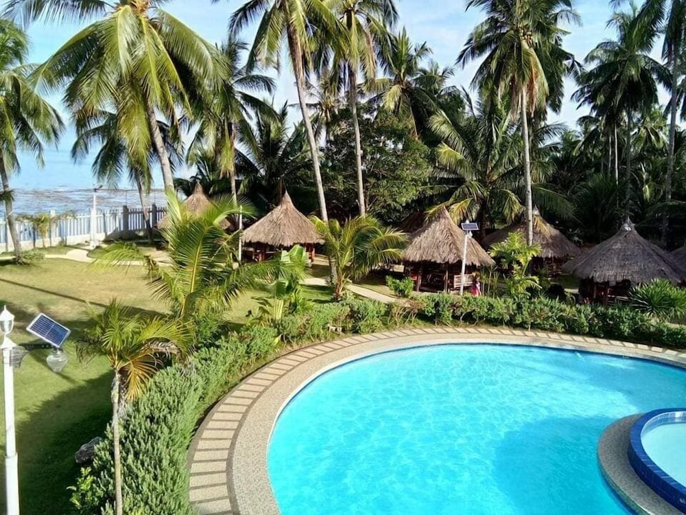 Northsky Beach Resort photo1