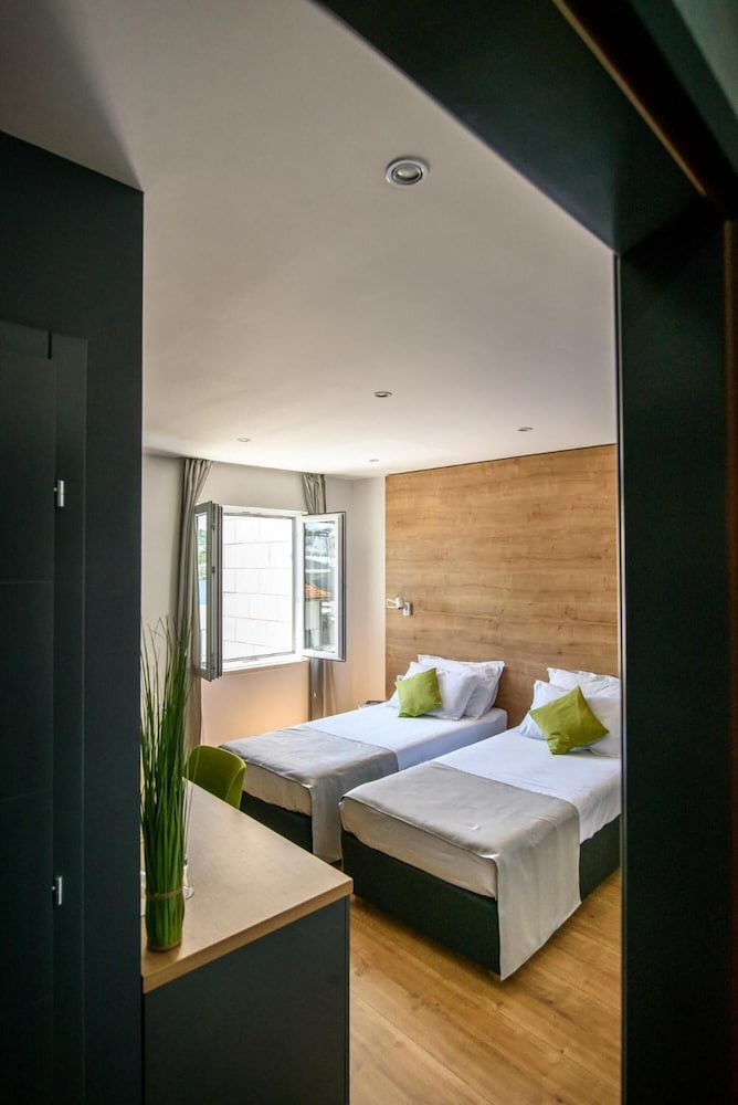 Ora Luxury Rooms 14/44