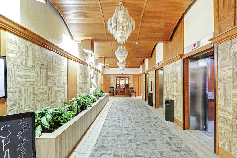 Sands Ocean Club Resort 19/59