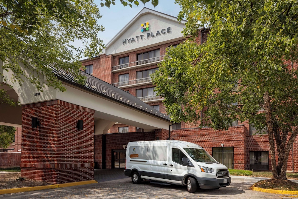 Hyatt Place Sterling Dulles Airport North 51/59