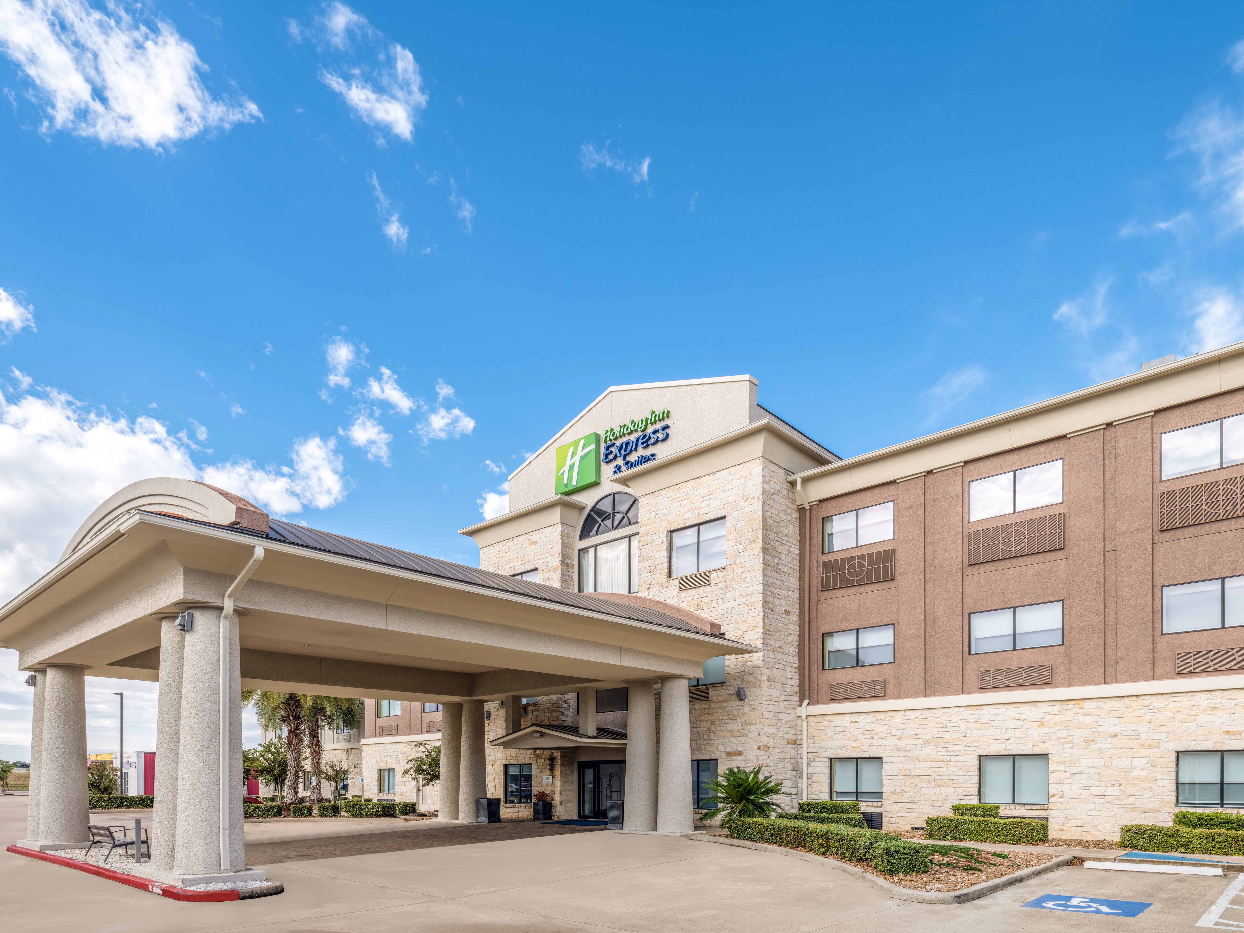 Holiday Inn Express Hotel Suites Beaumont Nw 26/28