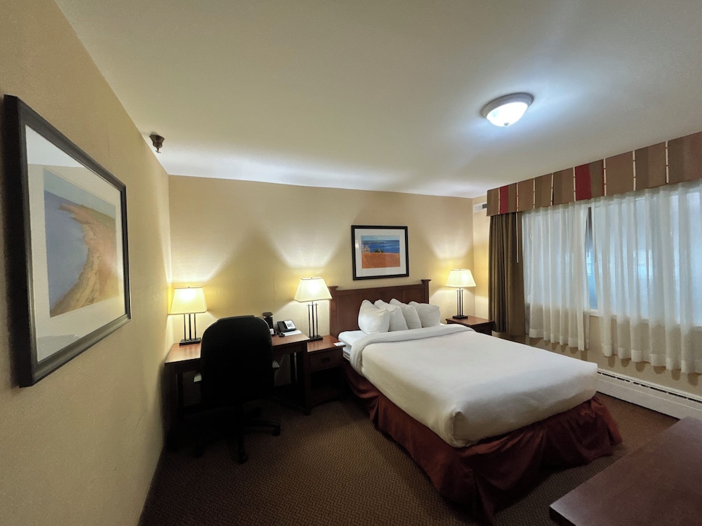 Charlottetown Inn & Conference Centre 12/61
