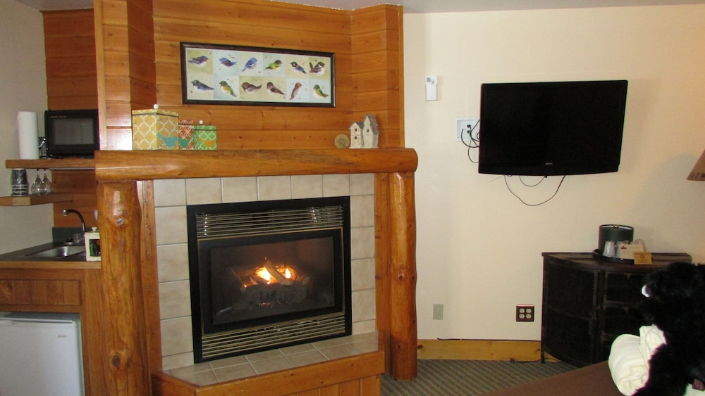 Spearfish Canyon Lodge 48/75