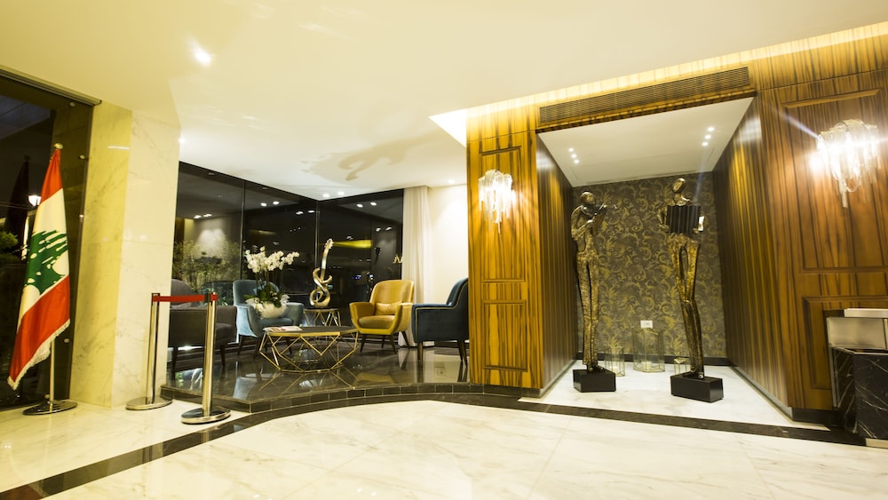 Opera Hotel 40/40