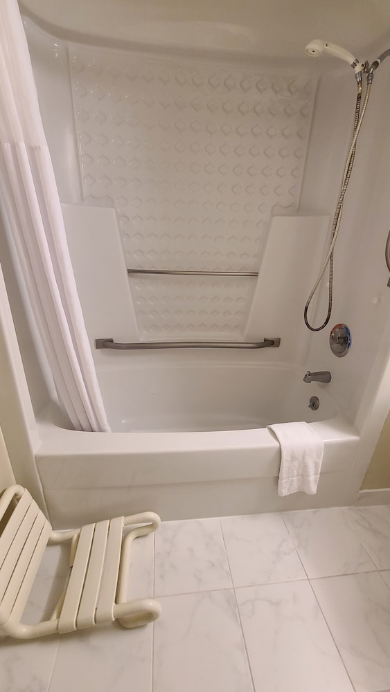 Econo Lodge Metro 19/36