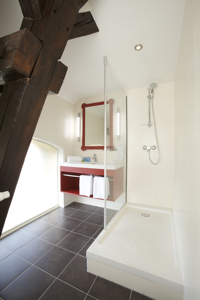 Ibis Styles Colmar Centre 14/53