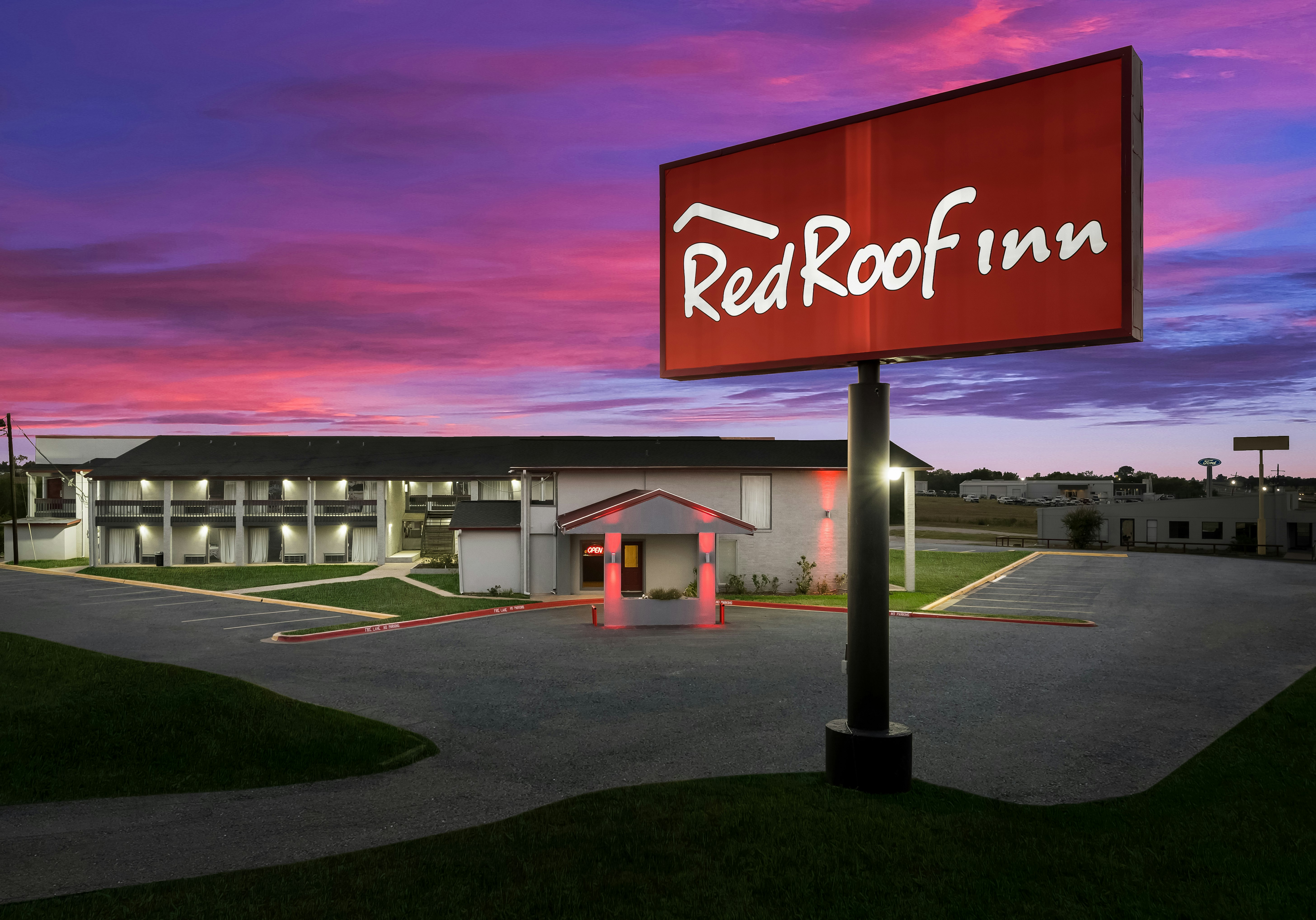 Red Roof Inn Madisonville 2/16
