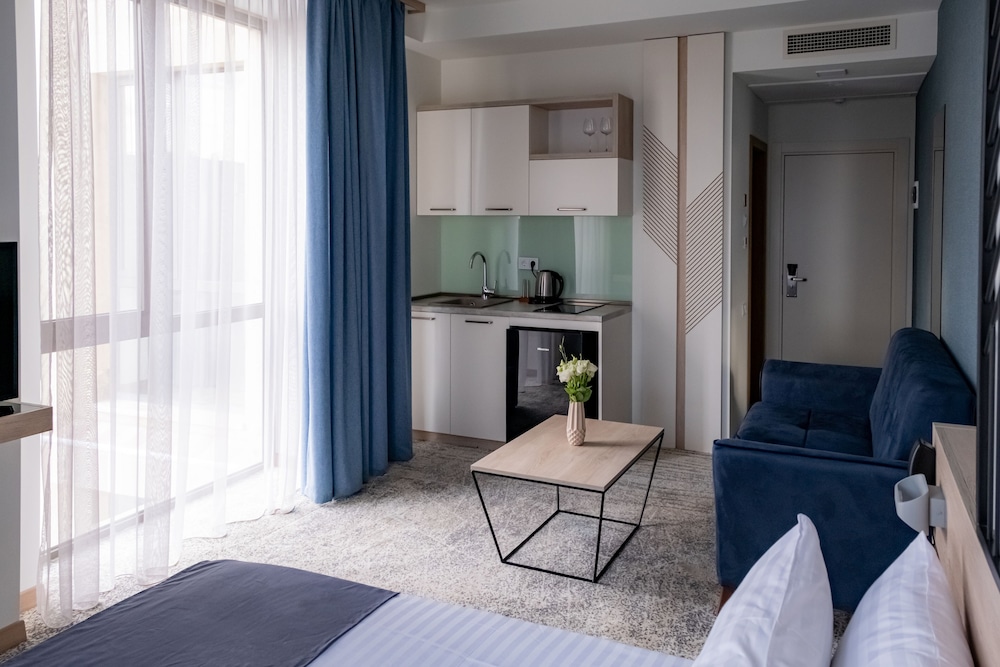 Rooftop Apart Hotel 40/61