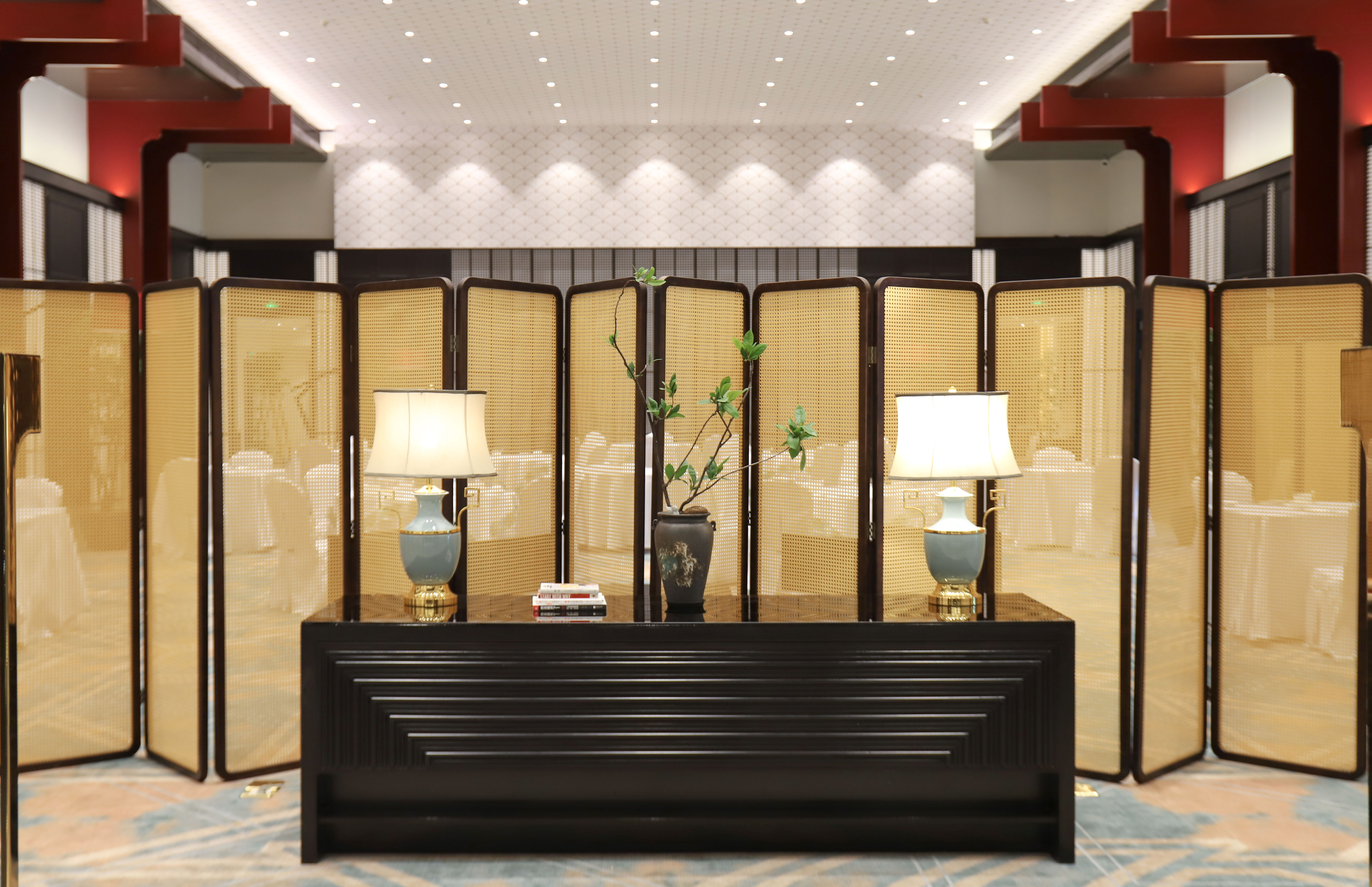 CROWNE PLAZA ZHENGZHOU 15/80