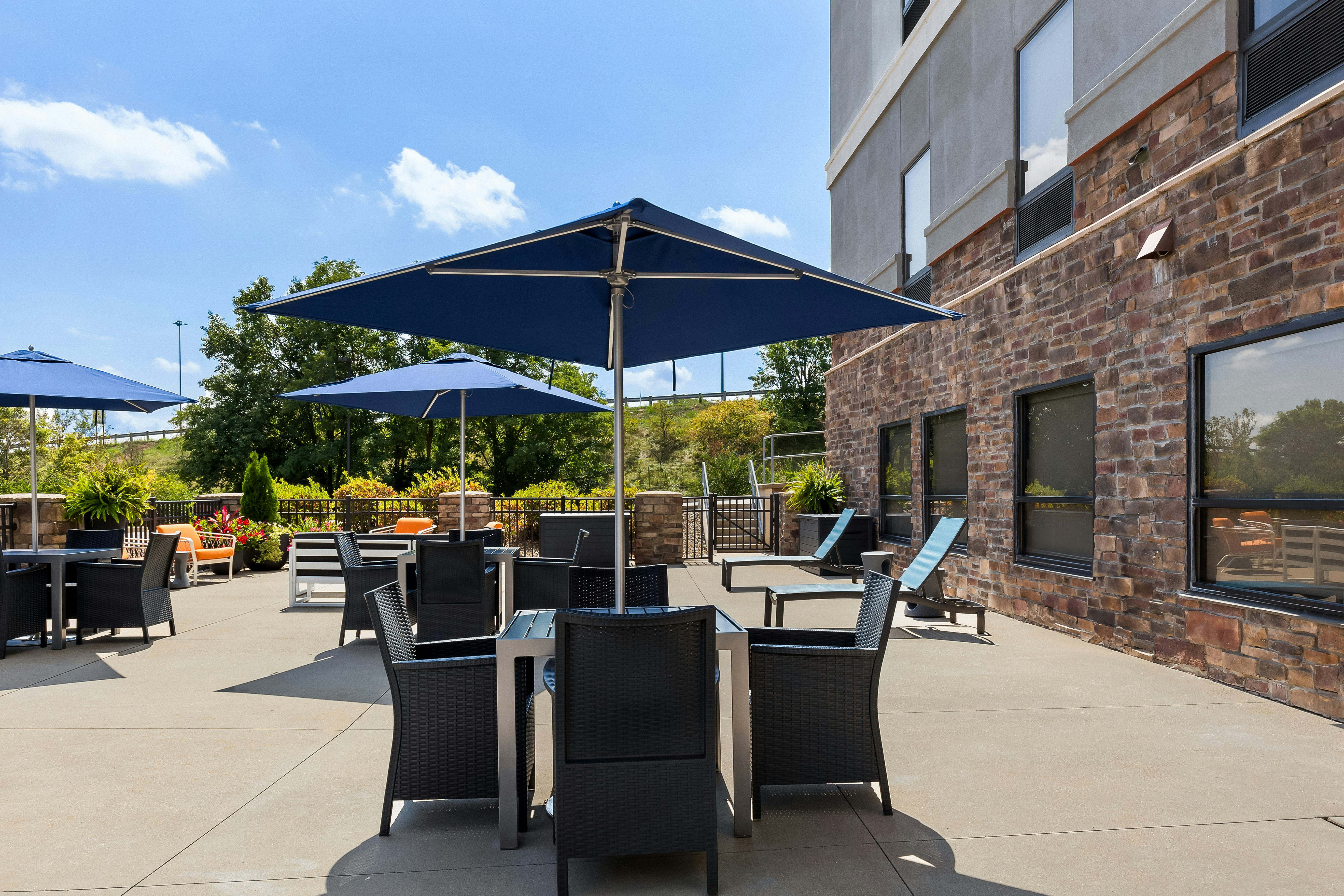 Hampton Inn & Suites Canton 52/54