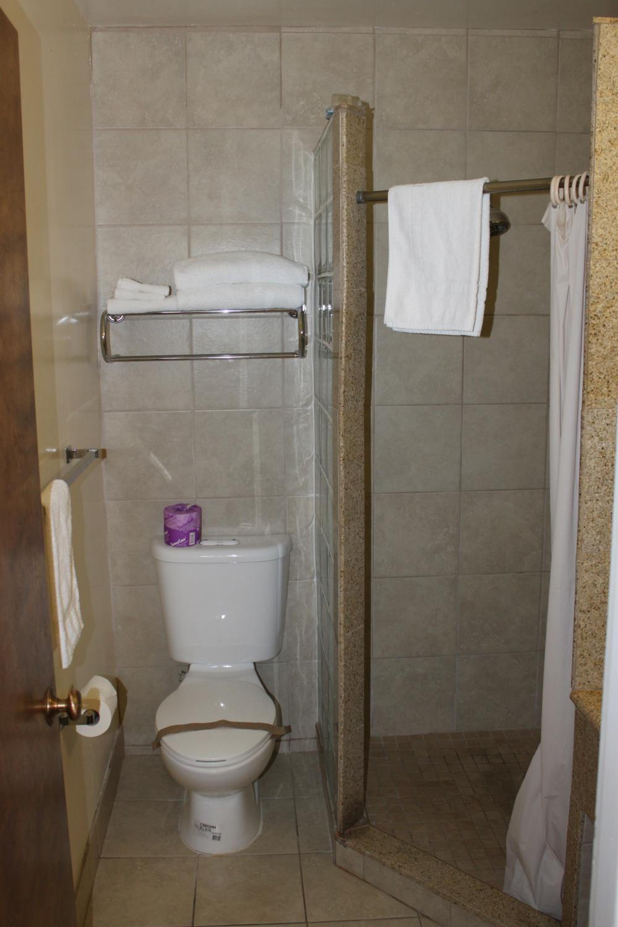 Villa Inn 27/33