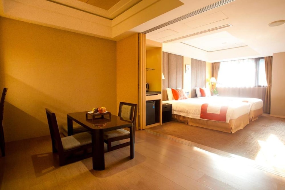 غرفة ديلوكس بسريرين منفصلين بإطلالة على الجبل