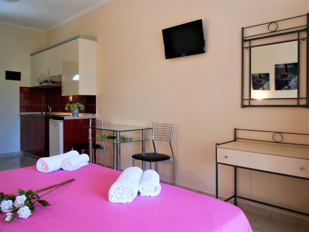 Ziogas Apartments 24/56