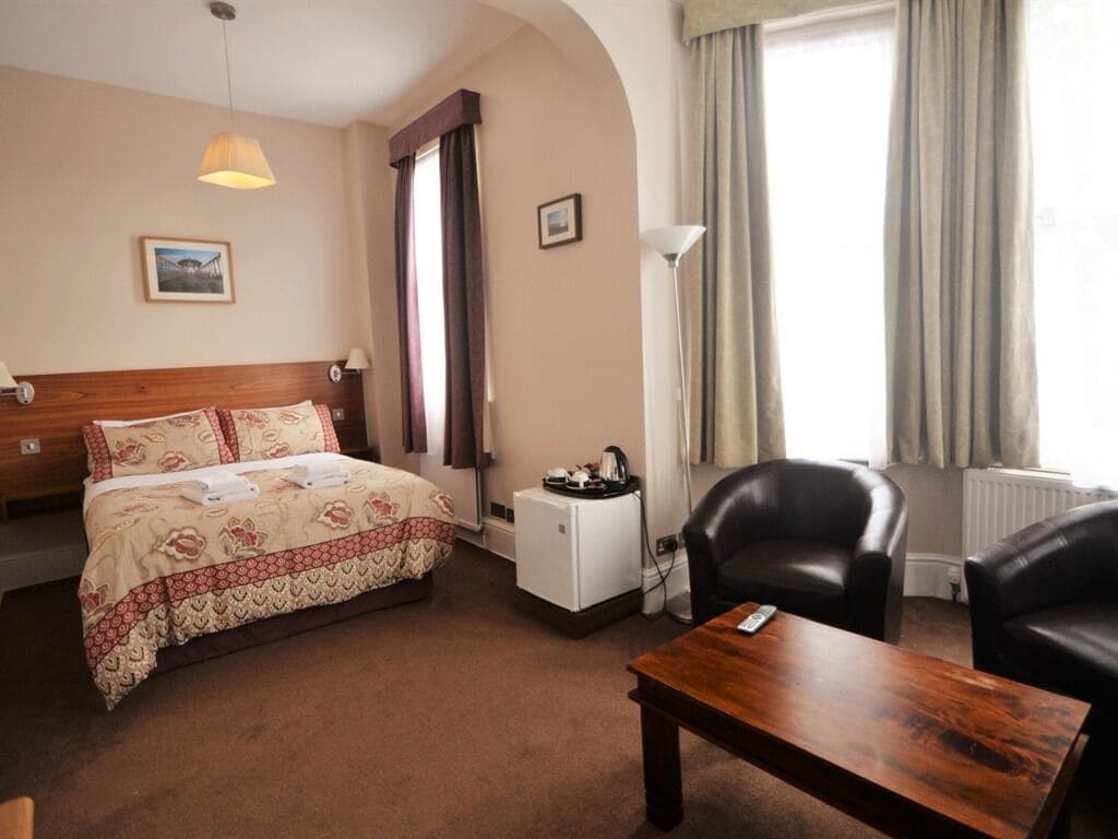 SUPERIOR, DOUBLE BED
