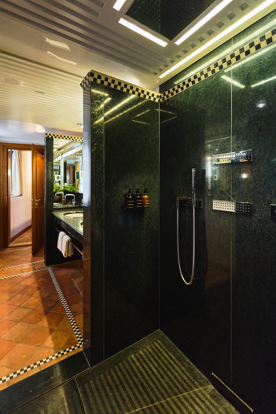 Widder Hotel 43/92