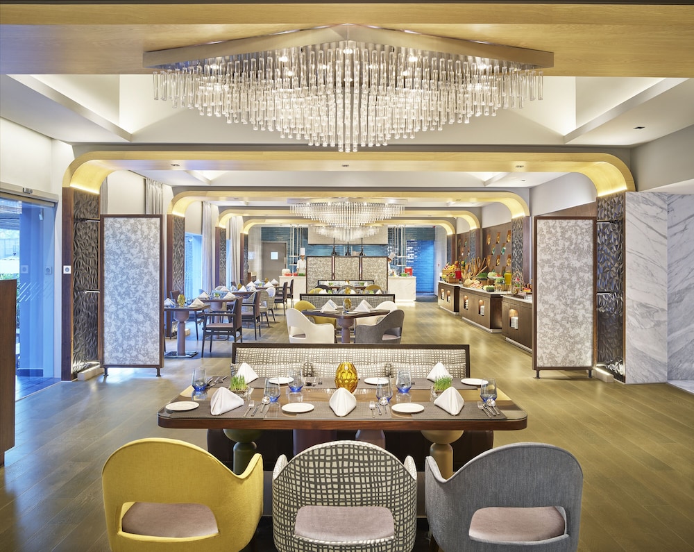 Vivanta Bengaluru Residency Road 43/77