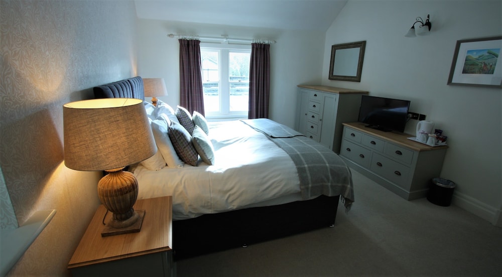 Ravenstone Manor 11/46