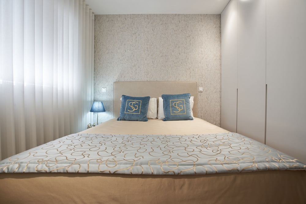 1 BEDROOM, SUPERIOR, APARTMENT