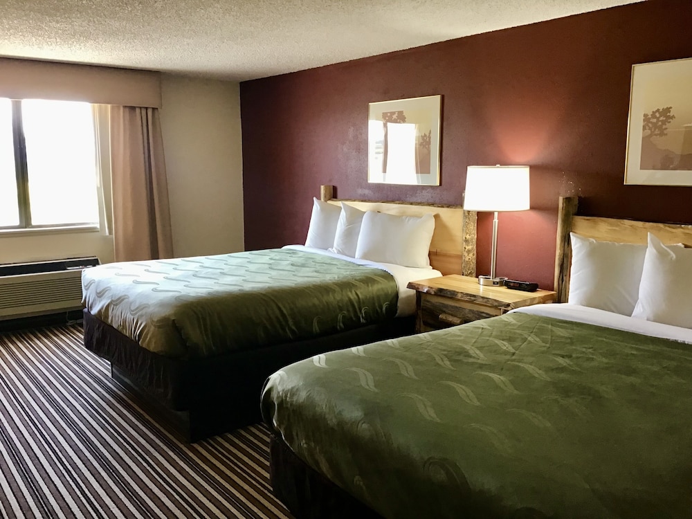Studio6 Suites Butte, MT I-90 I-15 9/42