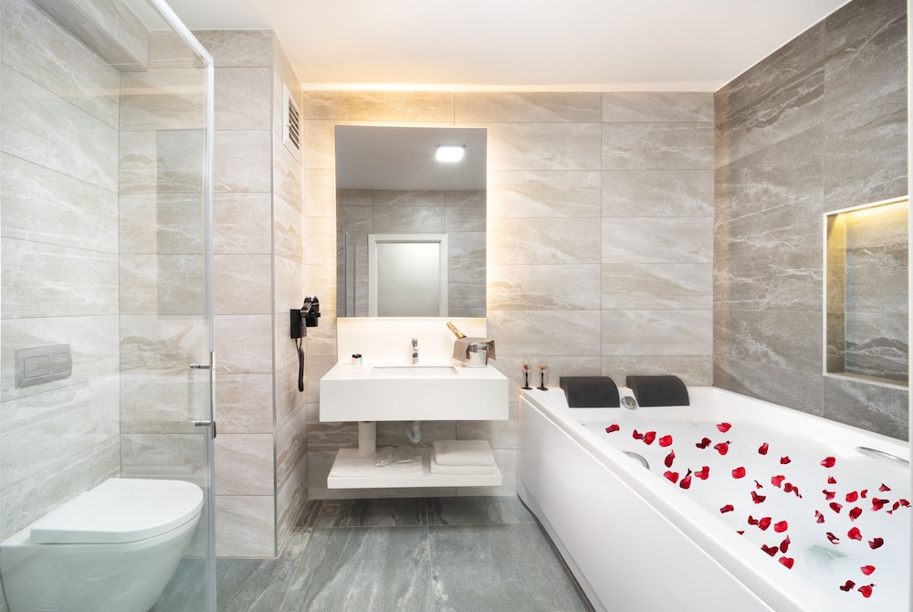 Nish Suite Atasehir 34/37