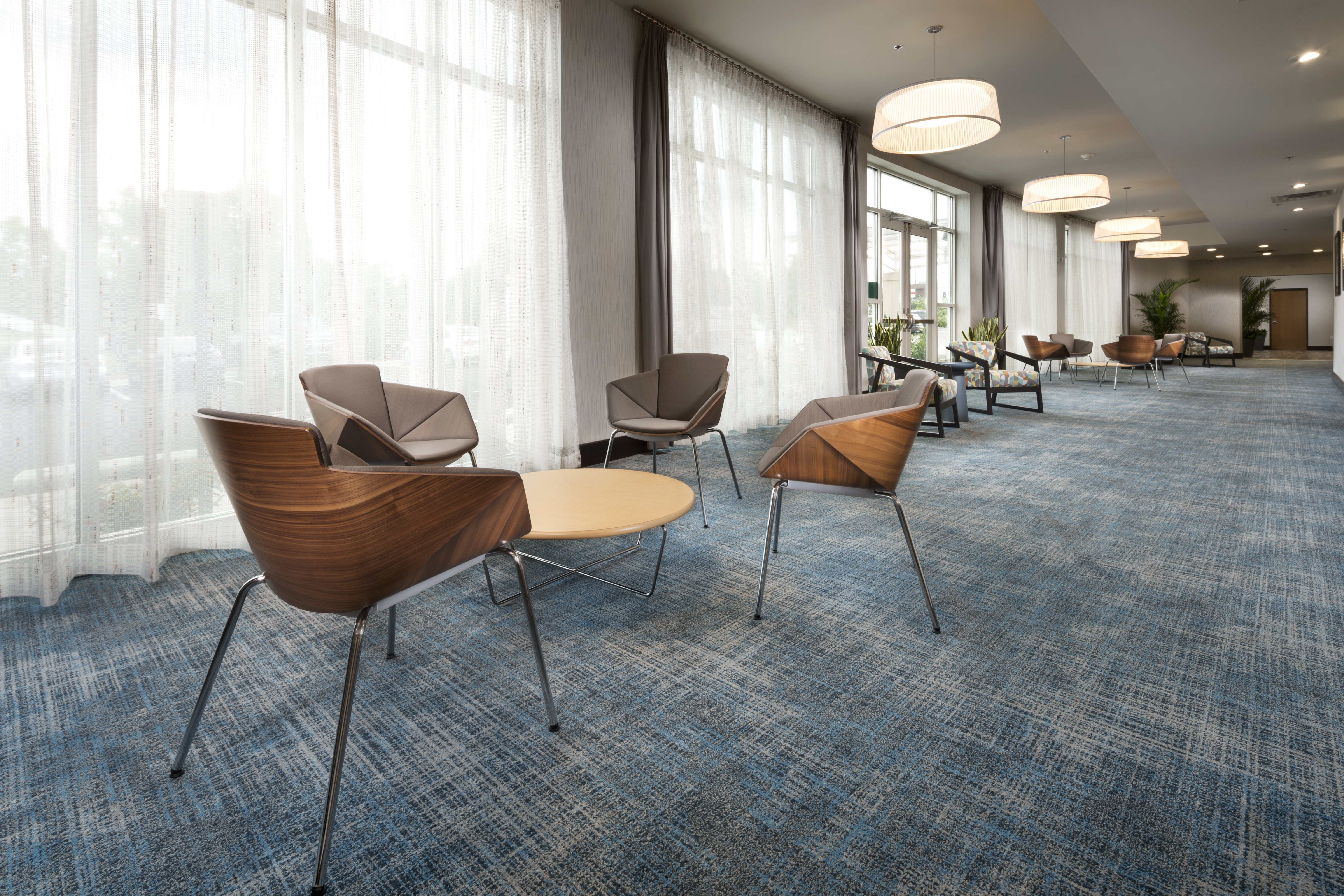 Holiday Inn And Suites Arden Asheville Airport 34/51