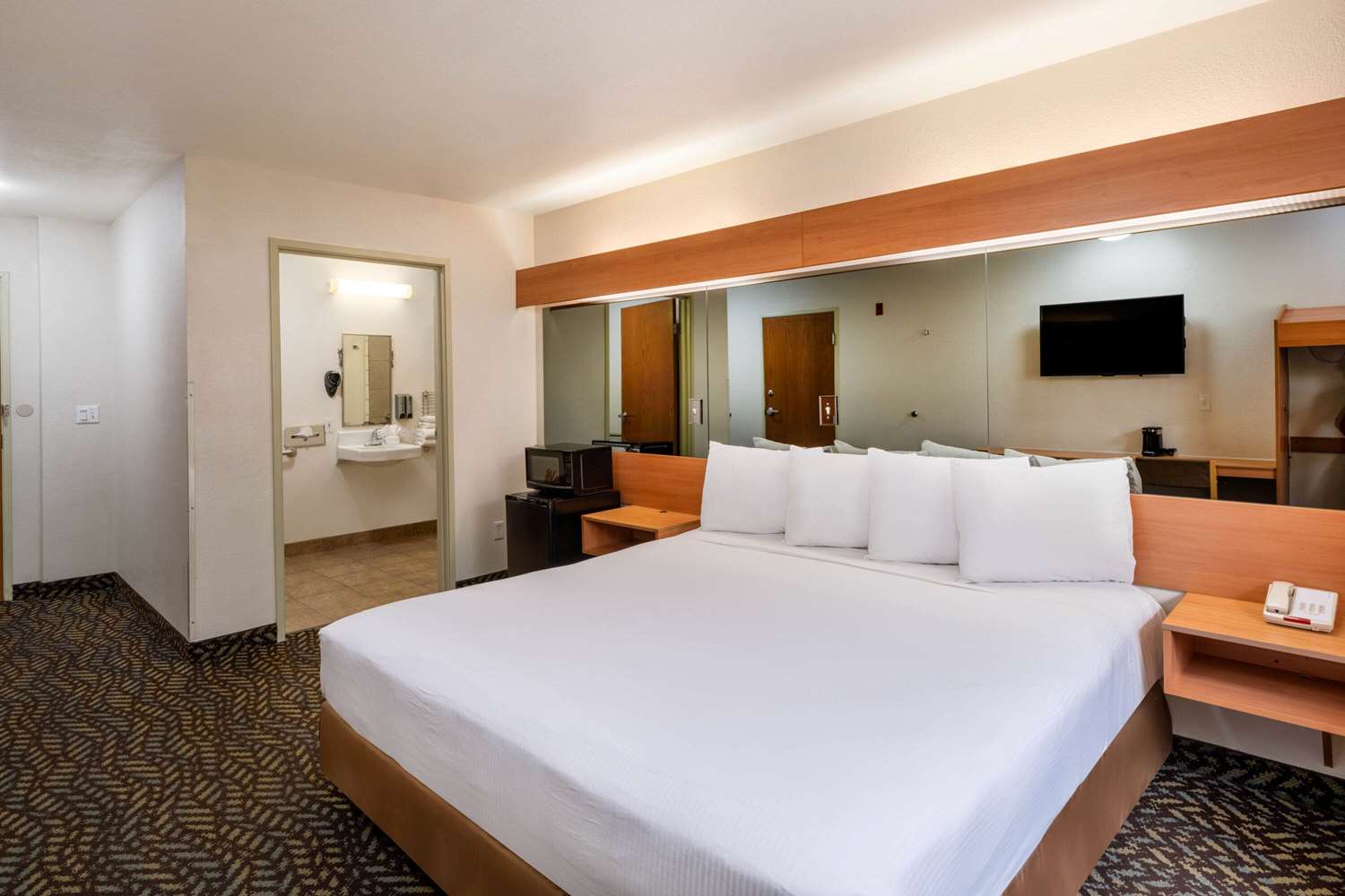 Microtel Inn & Suites By Wyndham Salt Lake City Airport 14/47