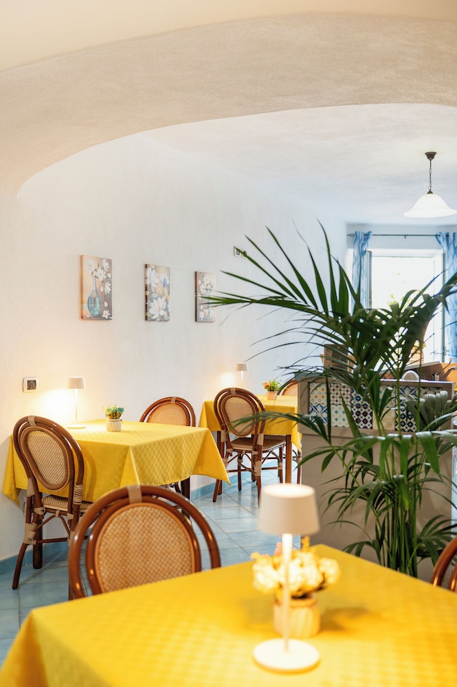 HOTEL POGGIO DEL SOLE 35/56