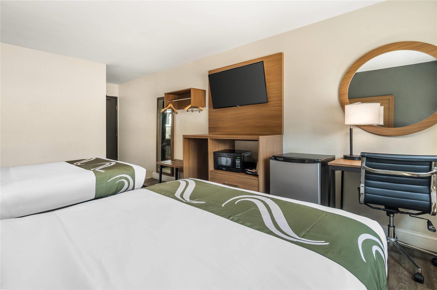 Quality Inn Chesapeake - Greenbrier 12/27