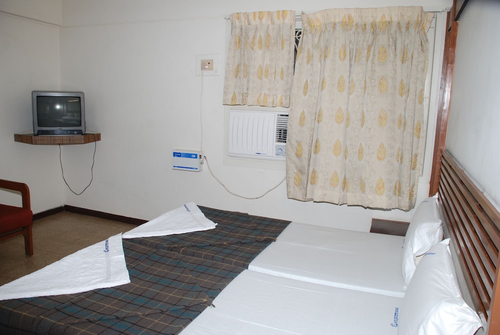Hotel Prem Nivas 11/26