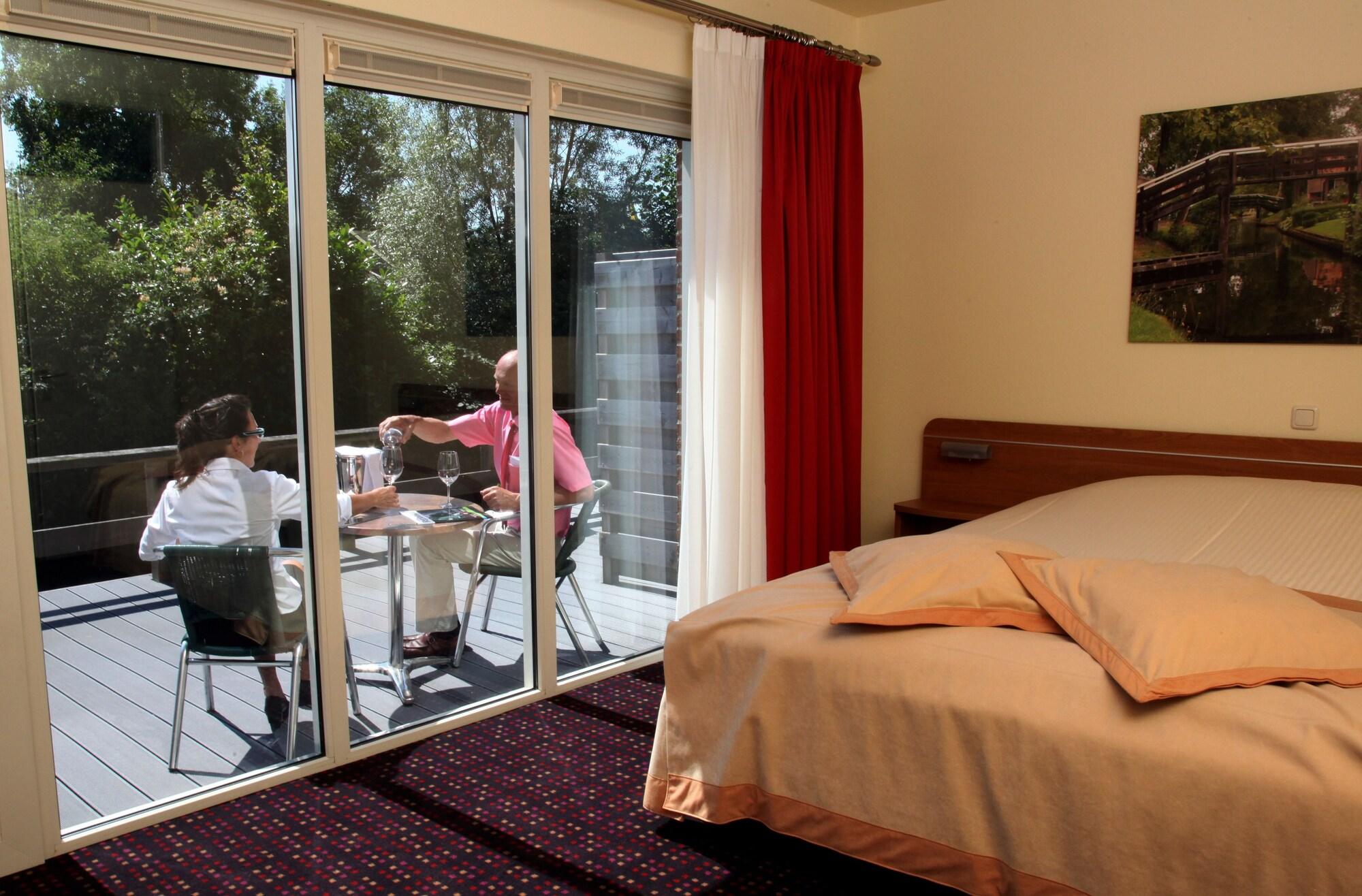 Hotel De Harmonie 13/91