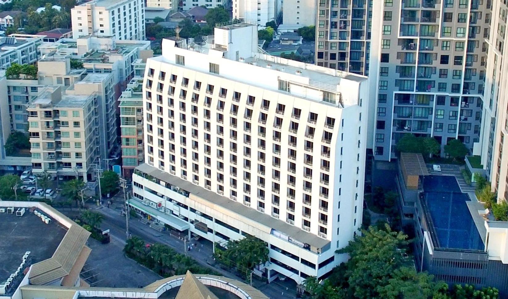 Watana Hotel Bangkok 2/63