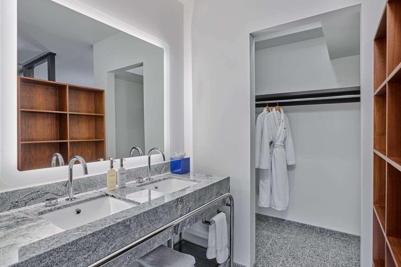 Mountain, Junior Suite
