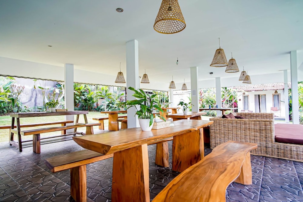 Agung Wiwin Homestay by ZUZU 48/63