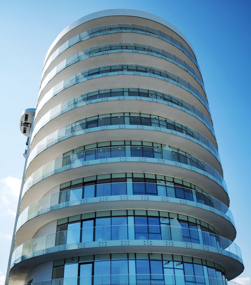 White Tower Mamaia 1/32