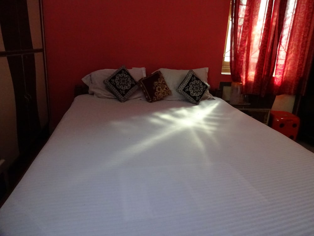 Hotel Viraat Inn 15/50