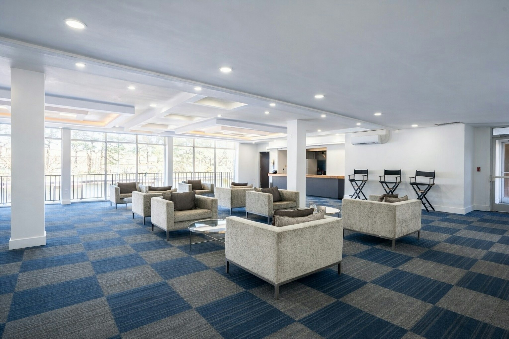 Lobby at 1st Place Hotel Decatur I-20 East Atlanta, DECATUR - GA
