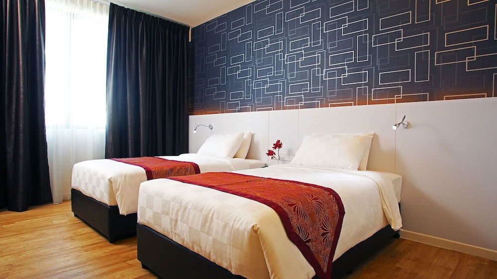 CAIRNHILL HOTEL KUALA LUMPUR 16/34