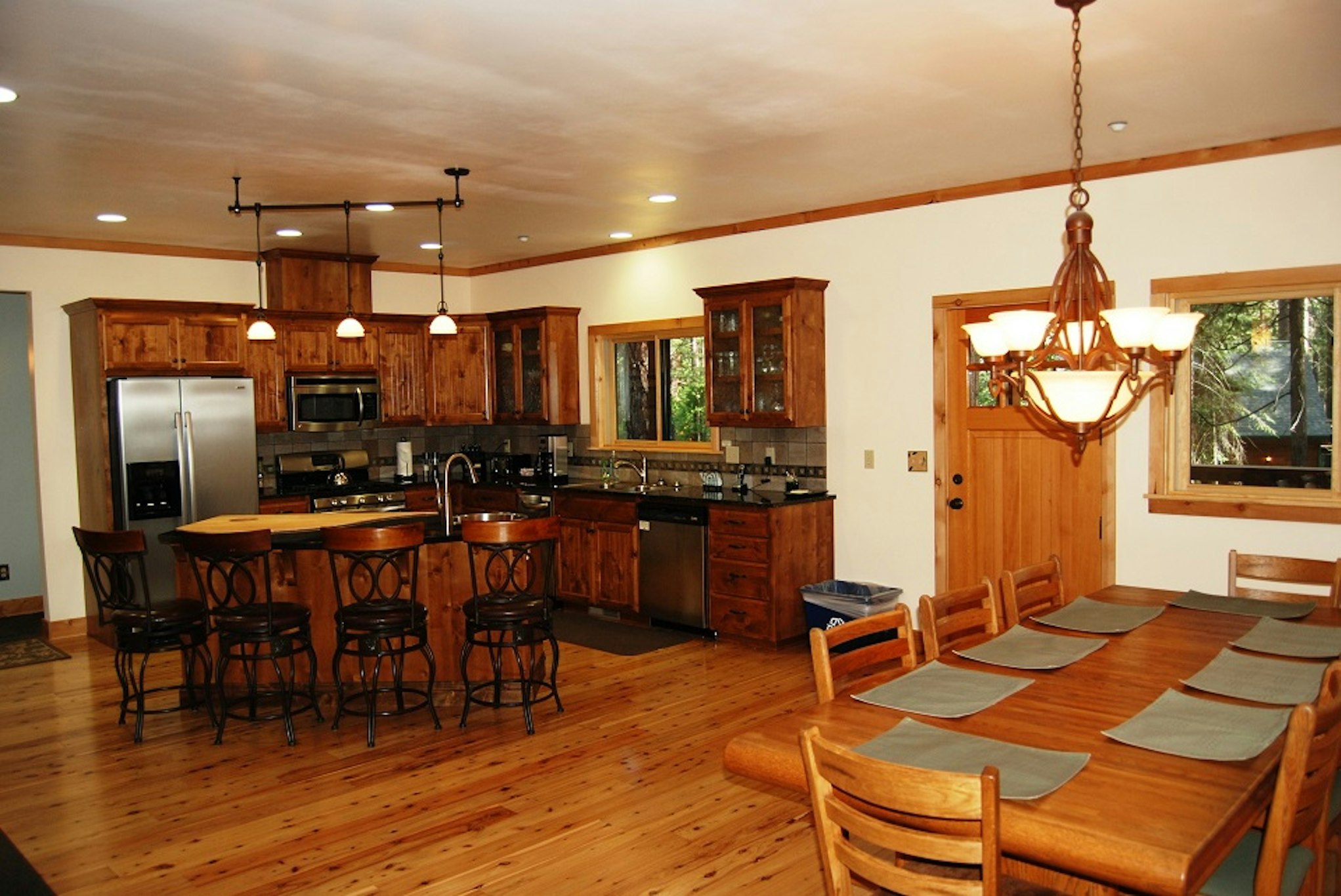 Evergreen Lodge At Yosemite 36/46