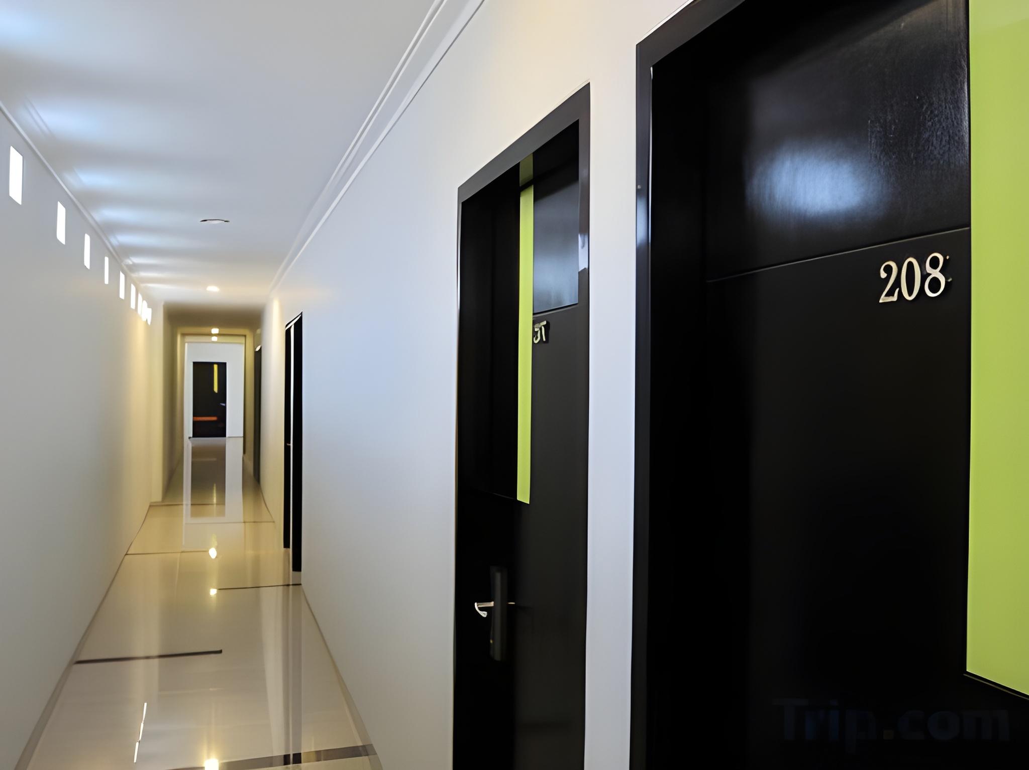 Sumi Hotel Mangga Besar 34/49