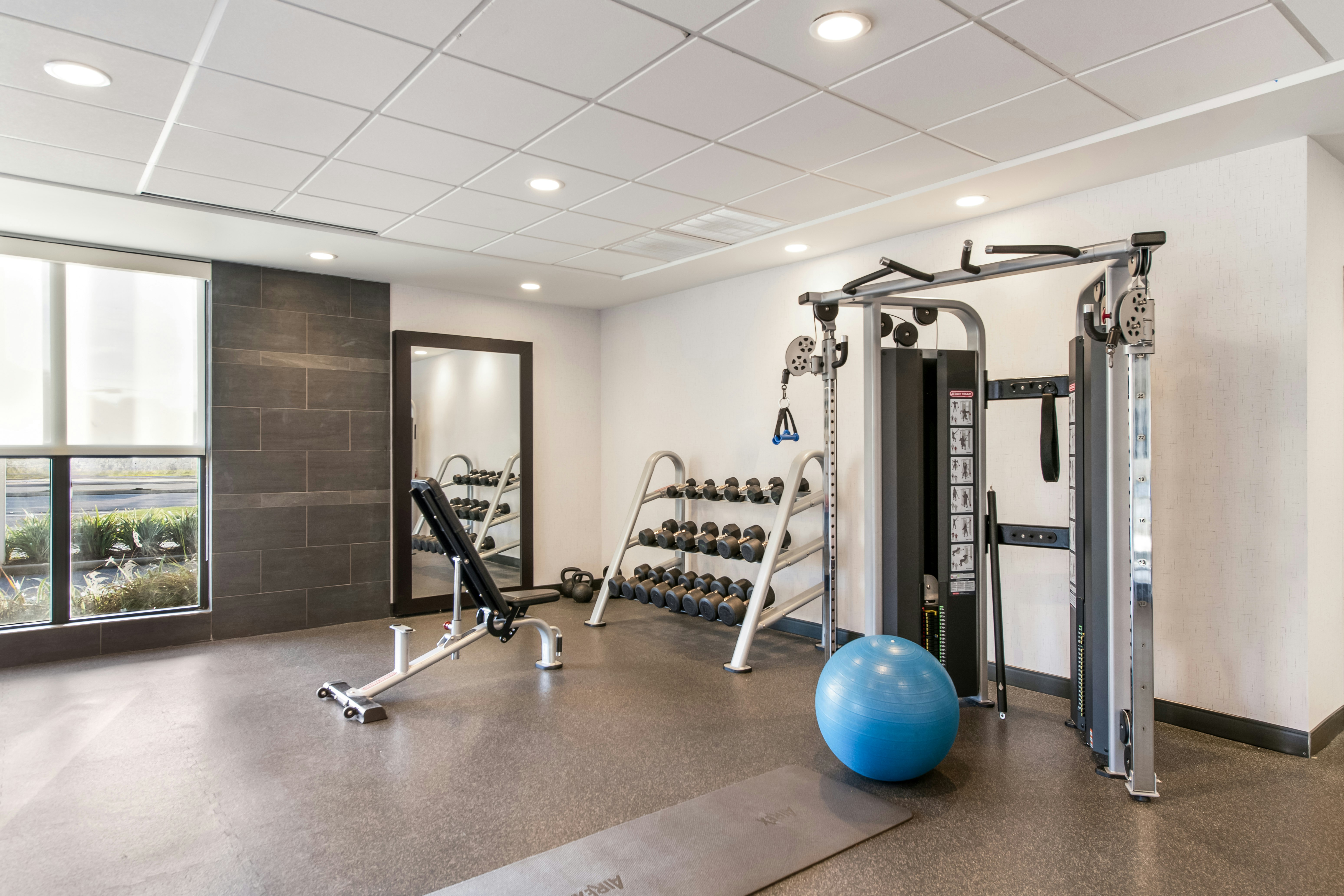 Home2 Suites By Hilton Pensacola I 10 At North Davis Hwy Fl 26/46