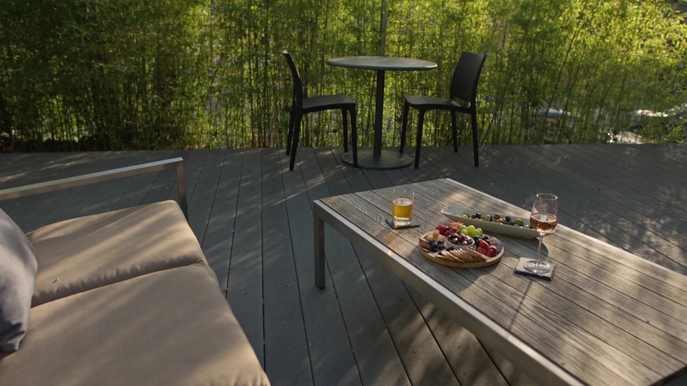 Frame Hotel - Treehouse (formerly Kimber Modern) 34/46