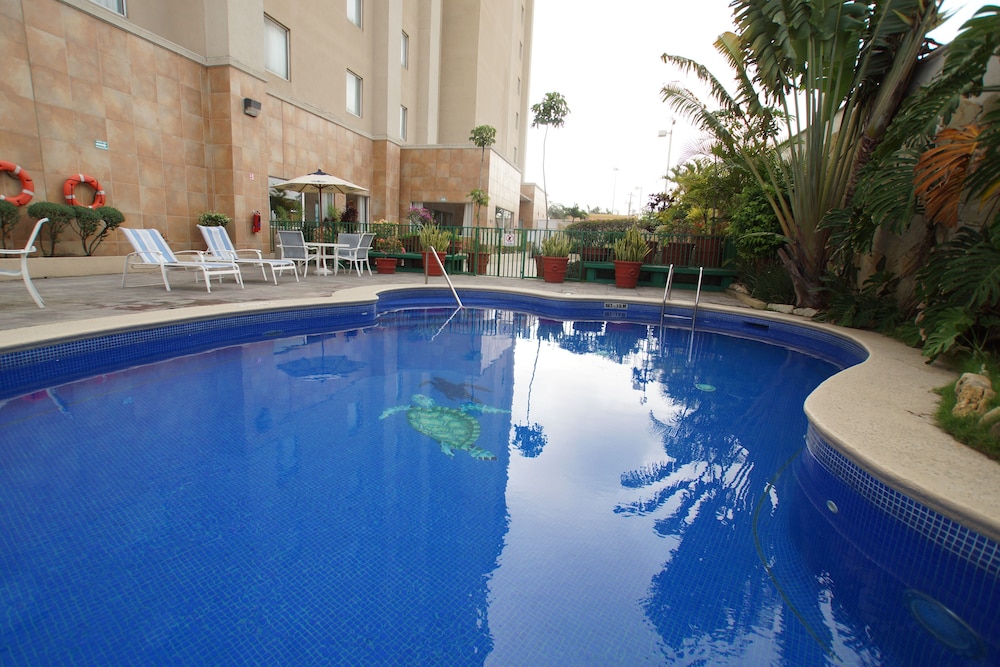Hampton Inn by Hilton Tampico Aeropuerto 3/60