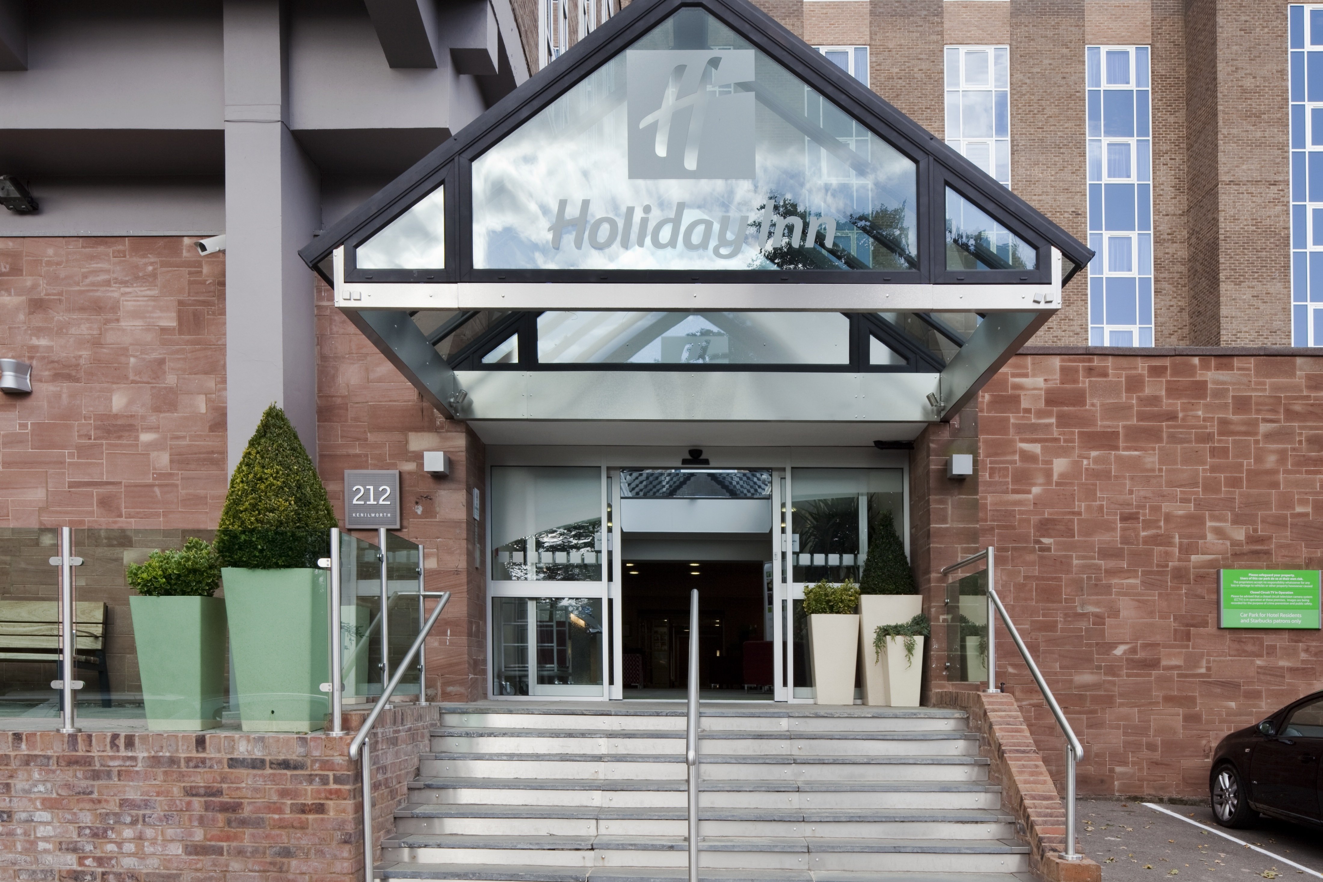 Holiday Inn Kenilworth 2/50