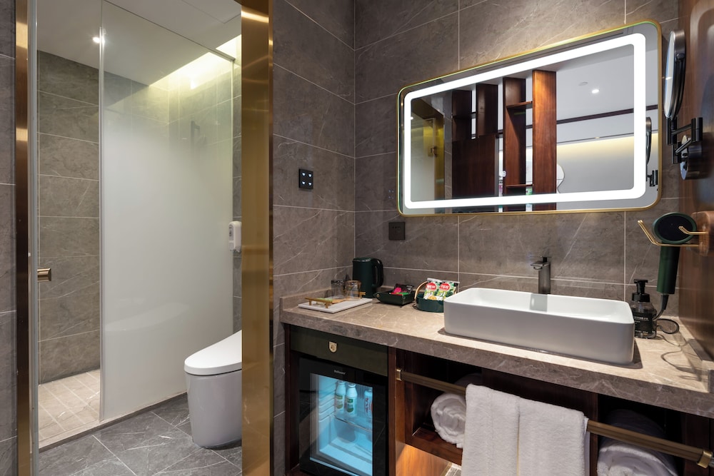 Nostalgia S Hotel (Beijing Xi Dan Jinrong Street) 39/41