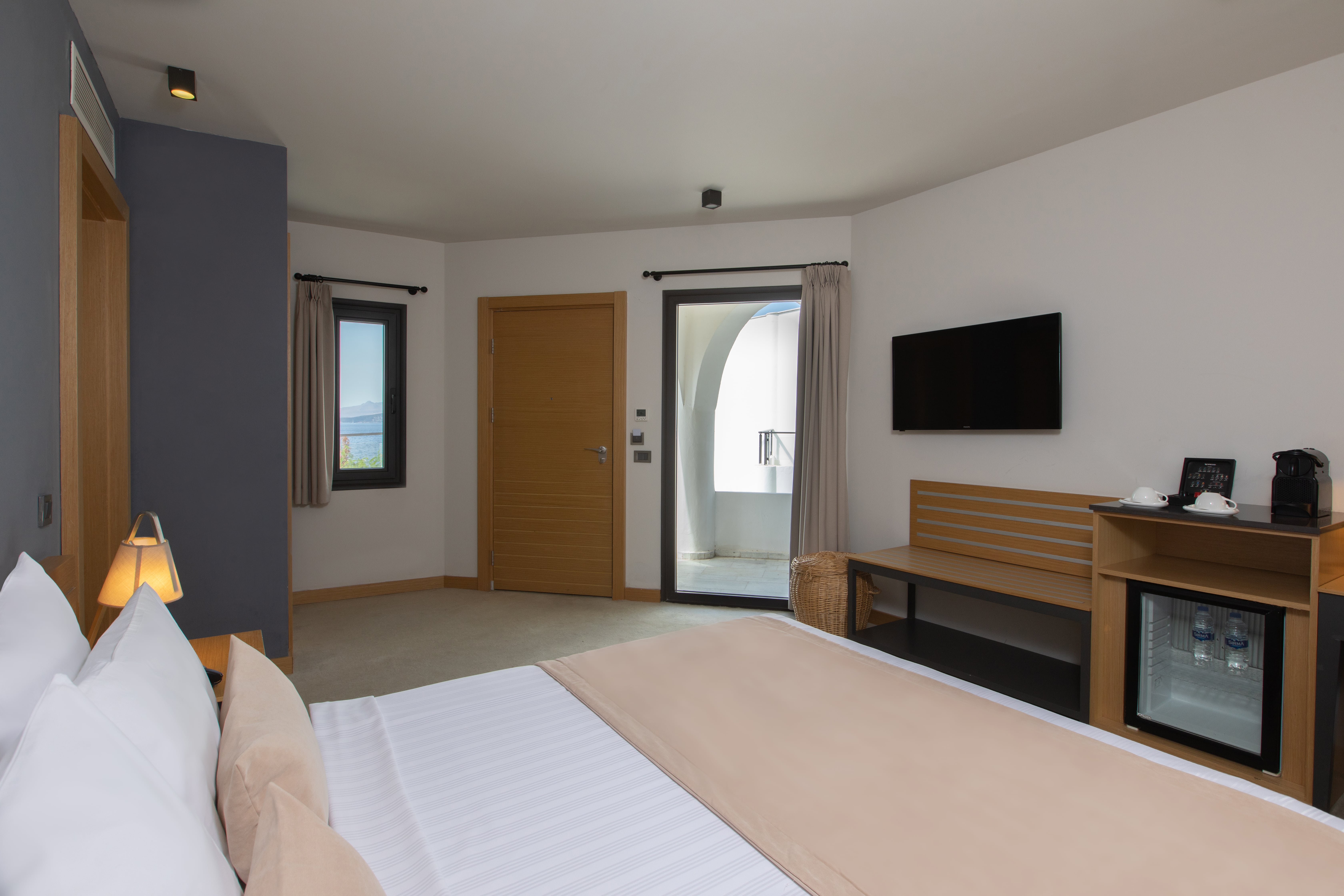 Standard Room Sea View (Balcony)