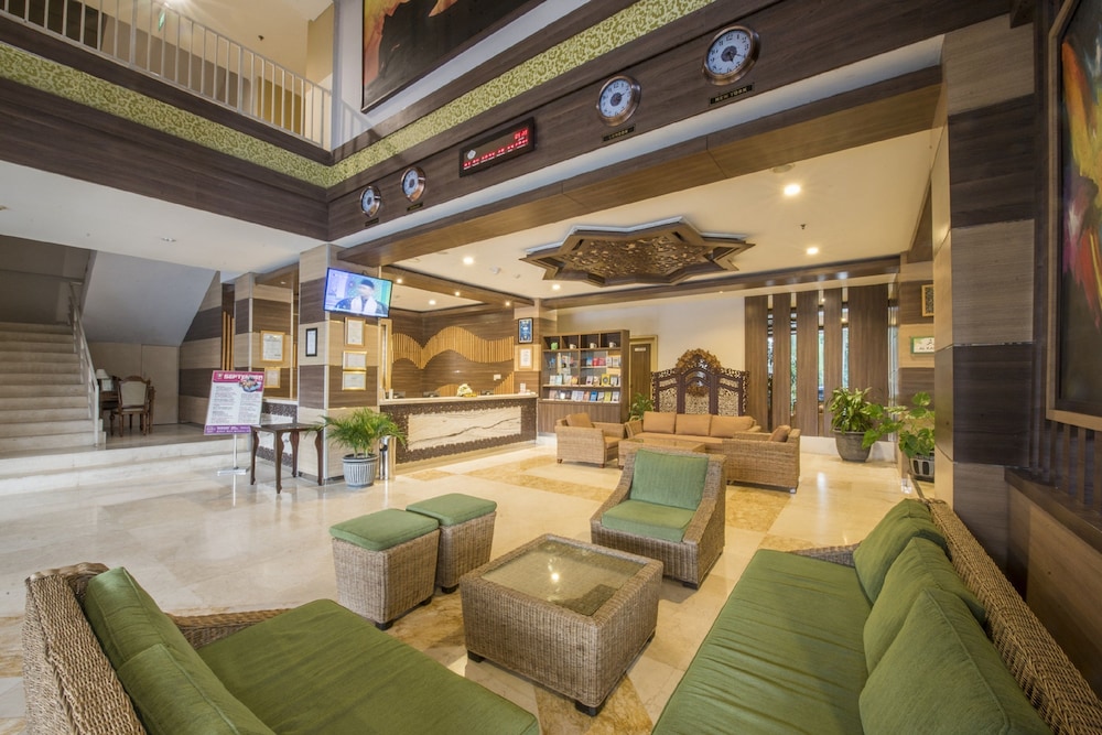 Lorin Syariah Hotel Solo 25/46