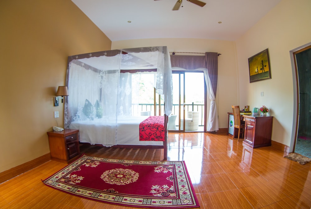 Phong Nha Lake House 55/74